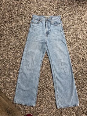 Levi's Ribcage Wide Leg Jeans